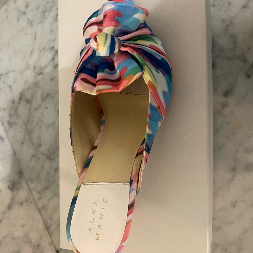 Colorful summer mule with kitten heel.